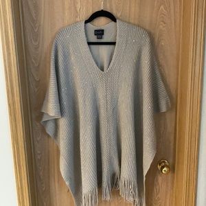 Grey Knitted Poncho With Sequins